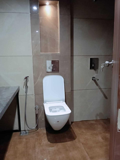 Bathroom 4, Kiwi Inn Hotel, Ujjain