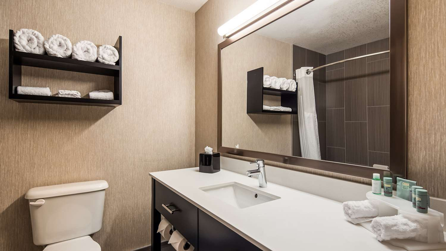Bedroom 3, Best Western Greeley, Weld