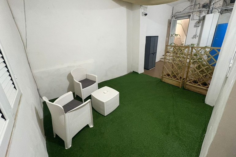 Others 3, B&B Acclavio, Taranto