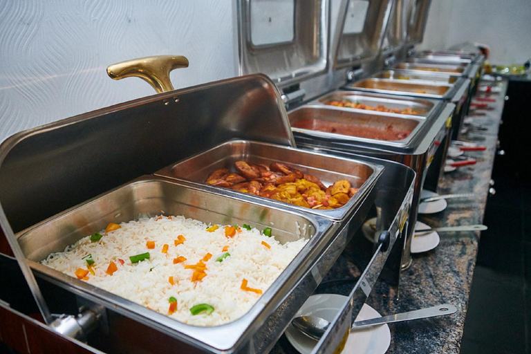 Food & Drinks 5, Oak Haven Hotel & Suites, Obio/Akp