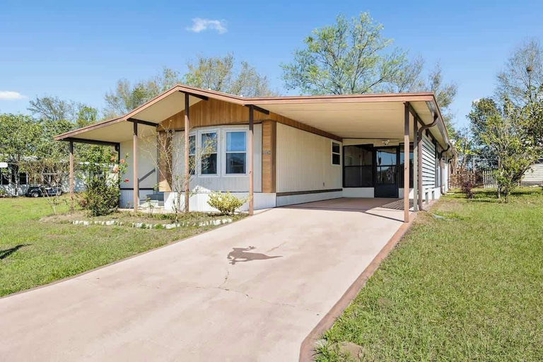 Exterior & Views 2, 3 Bedroom, Comfy Home Dade City, Gated Community, Pasco