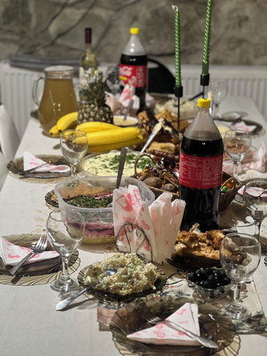 Food & Drinks 5, Cloudnestbakhmaro, Chokhatauri