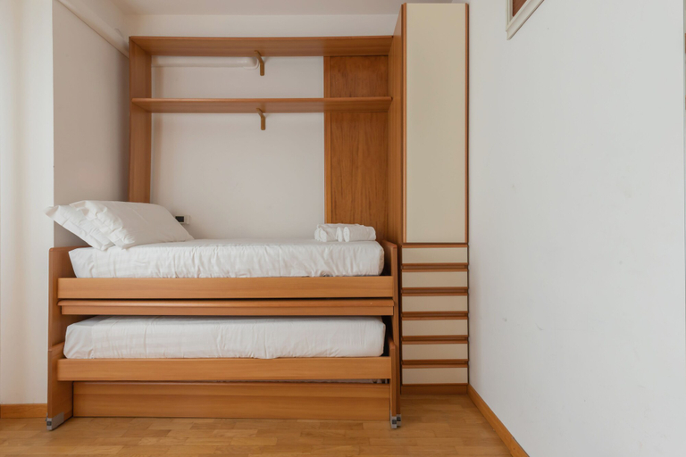 Bedroom 2, Welcoming Flats by Lake Como, Como