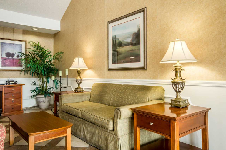 Public Area 2, Quality Inn LaGrange, Troup