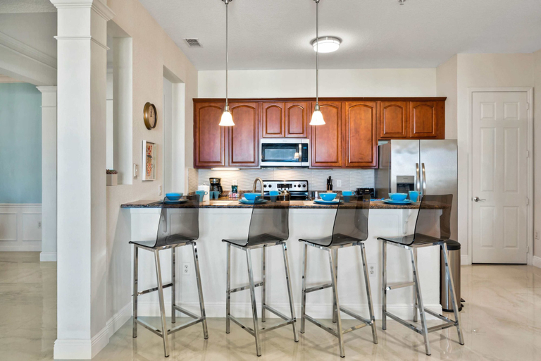 Property amenity 3, 4804 Cayview Avenue #401, Orange