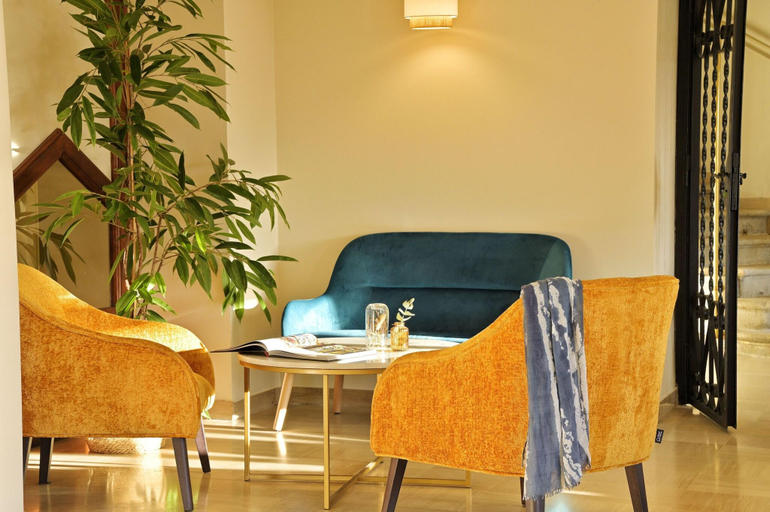 Public Area 3, Hotel du Golfe, Corse-du-Sud