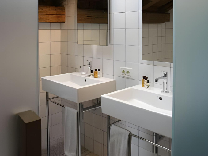 Bathroom 3, Hotel Les Servages d'Armelle, Haute-Savoie