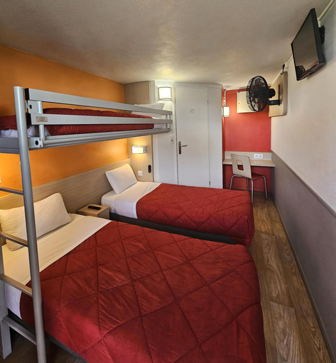 Bedroom 2, Premiere Classe Strasbourg Ouest, Bas-Rhin