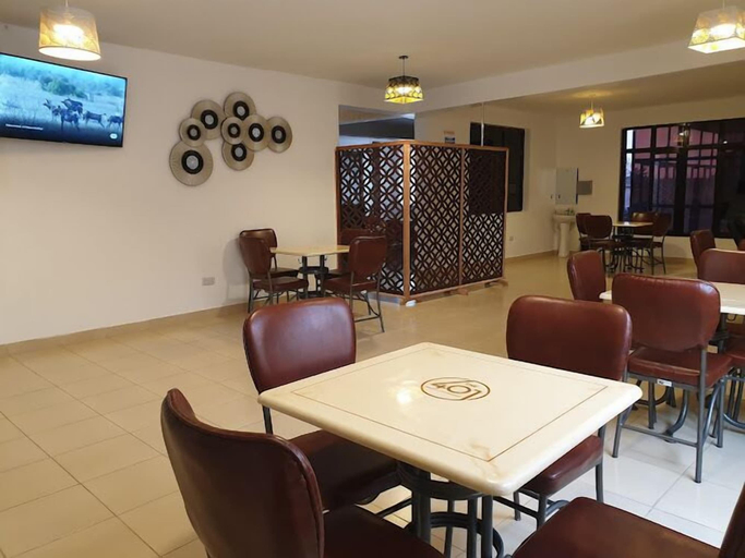 Food & Drinks, 401 Restaurant & Accommodation, Naivasha
