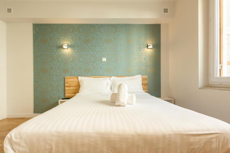 Bedroom 4, Hotel Lido Nice, Alpes-Maritimes