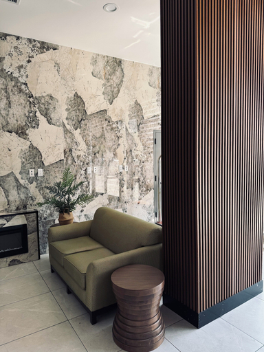 Others 5, Capital Hotel, New York