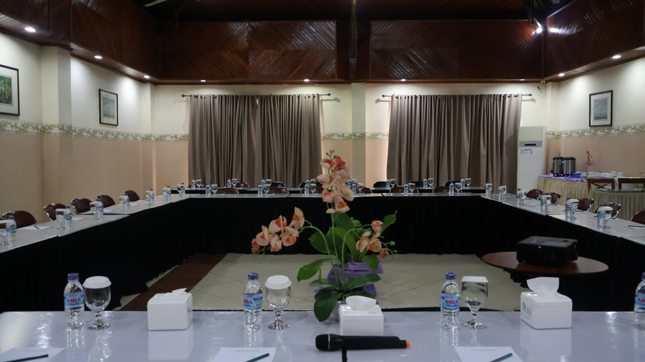 Business Facilities 4, Nikita Hotel Bukittinggi, Bukittinggi