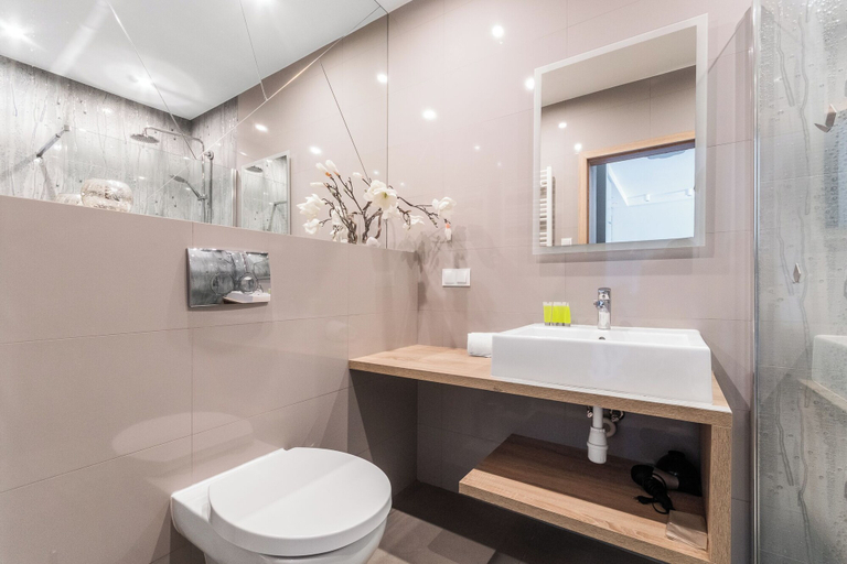 Bathroom, Jaglana Deluxe 2 by Grand Apartments, Gdańsk City