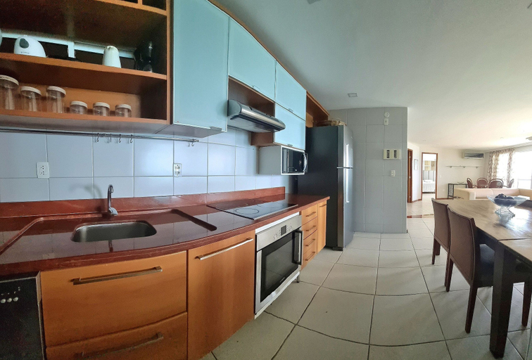 Dining Room 16