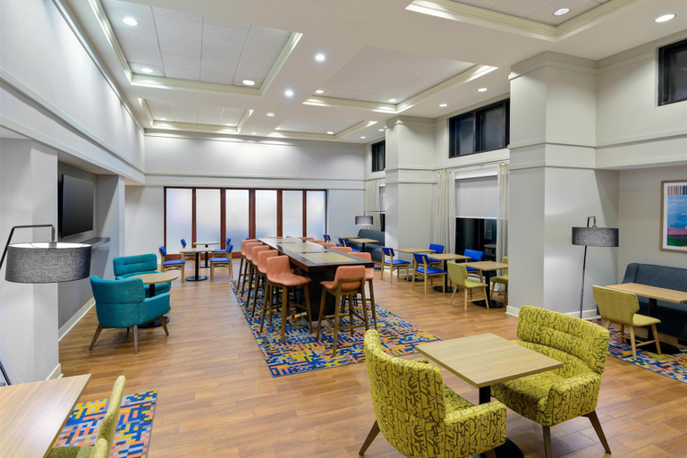Food & Drinks 5, Hampton Inn & Suites Pensacola/Gulf Breeze, Santa Rosa