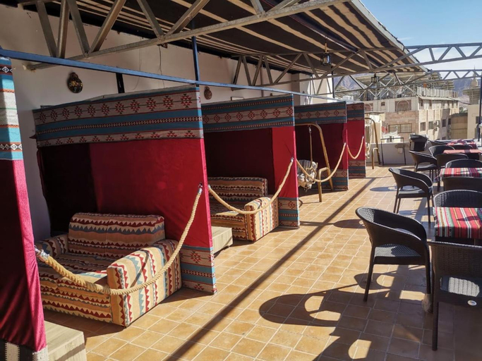 Others 5, Golden view, Aqaba