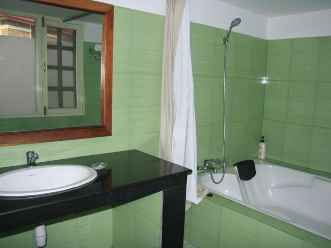 Bathroom 3, Pataleban Vineyard Resort, Bagmati