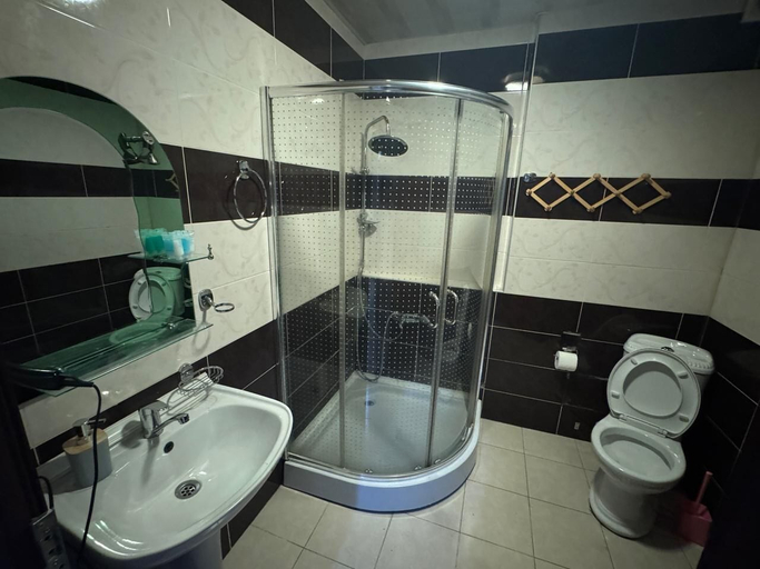 Bathroom 4, HOTEL ELİTE, Batumi