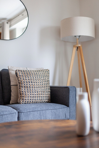 Others 4, Trendy Flat in St Katharine, London