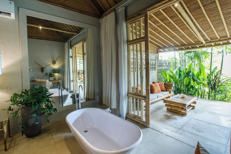 Bathroom 7