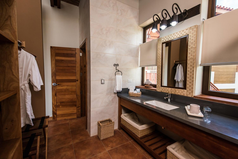 Bathroom 3, Pacaya Lodge and Spa, Masaya