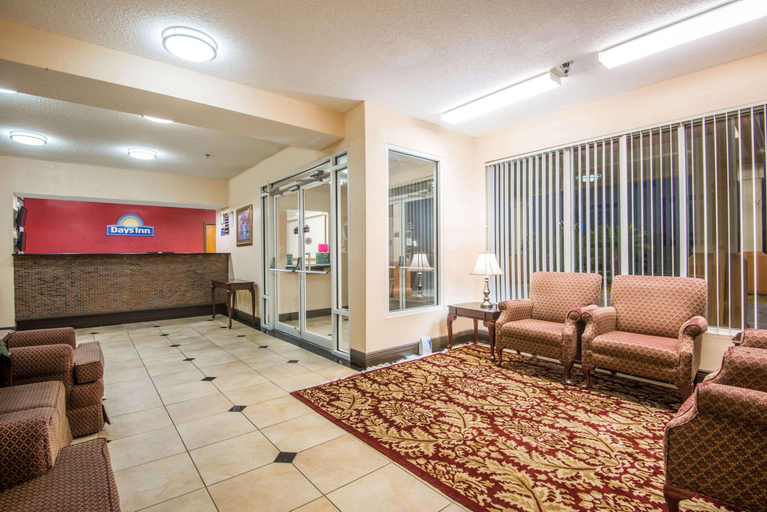 Public Area 2, Days Inn by Wyndham Coliseum Montgomery AL, Montgomery