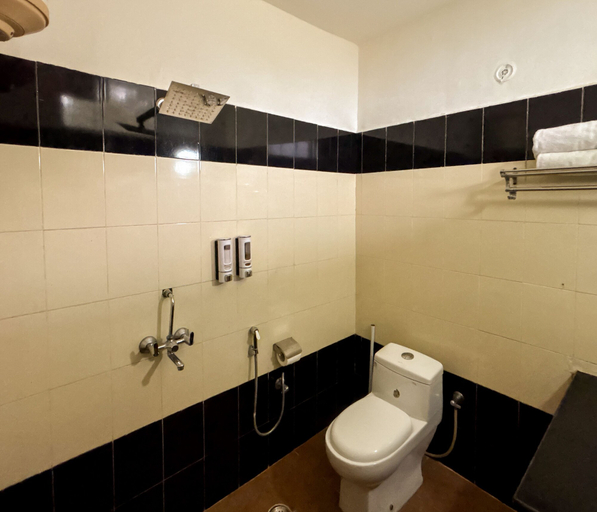 Bathroom 4, Winterline Gold Resort, Garhwal