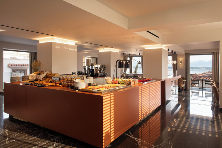 Food & Drinks 4, Naus Hotel, Peloponnese