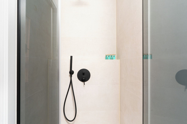Bathroom 4, master La Rambla, Barcelona