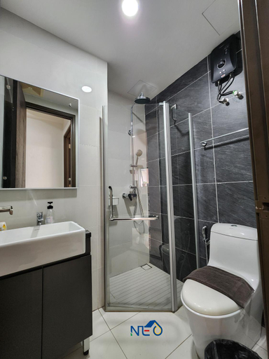 Bathroom 4, Country Garden Danga Bay by Neo Suites, Johor Bahru
