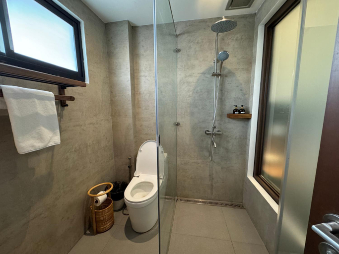 Bathroom 5, Caracoa Resort, General Luna