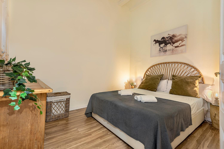 Others 5, Clandestino Suites, Barcelona