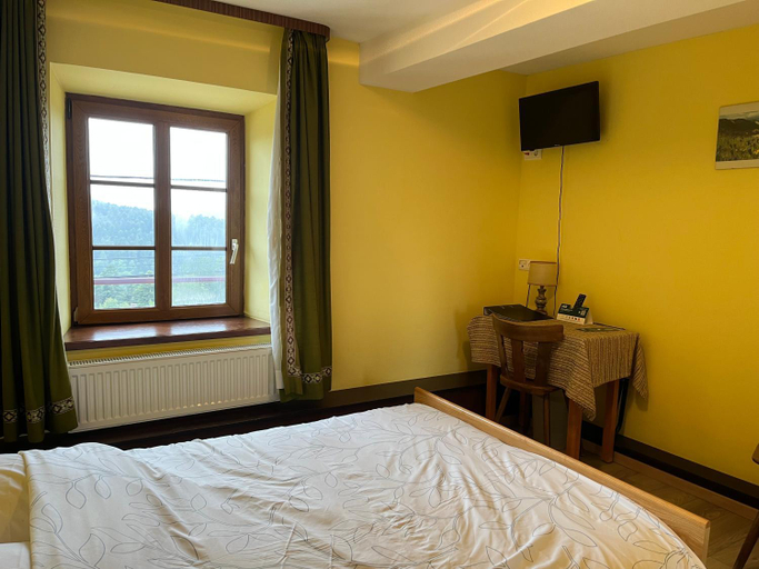 Bedroom 3, Logis Hotel & Restaurant - Les Vosges, Moselle
