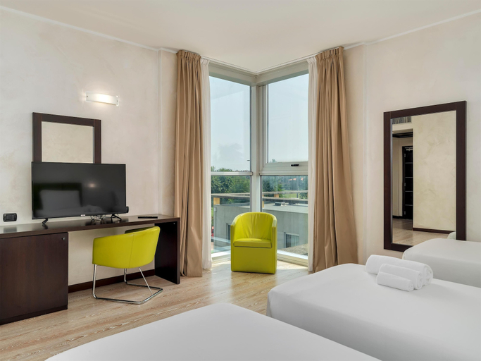 Bedroom 6