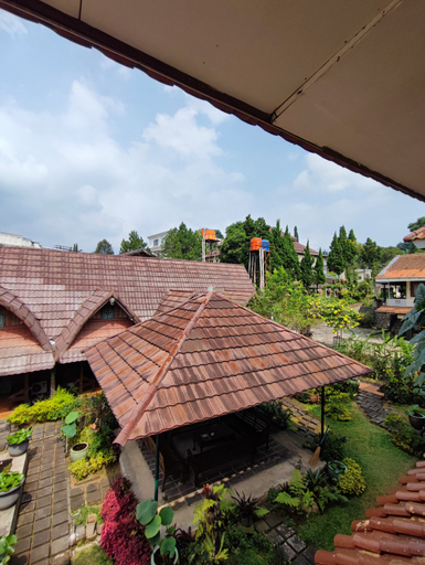 Others 5, Taman Teratai Hotel, Bogor