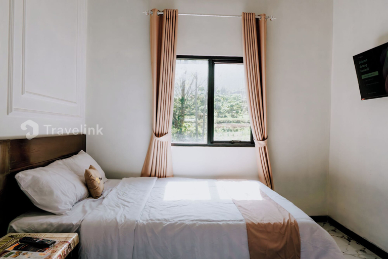 Others 5, Kurniawan By Travelink, Wonosobo