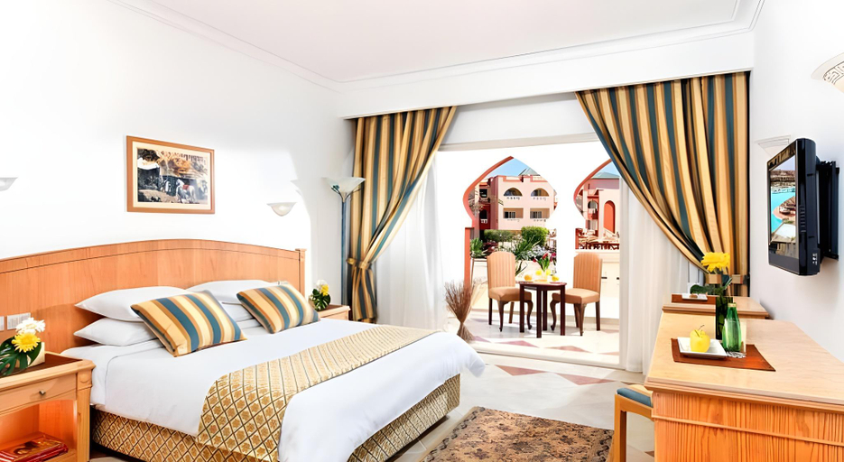 Bedroom 3, Pickalbatros Aqua Park Resort - Hurghada, Al-Ghurdaqah