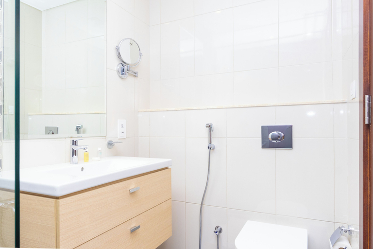 Bathroom 4, Bloomfields 1Br Golfside Getaway DAMAC H, Dubai
