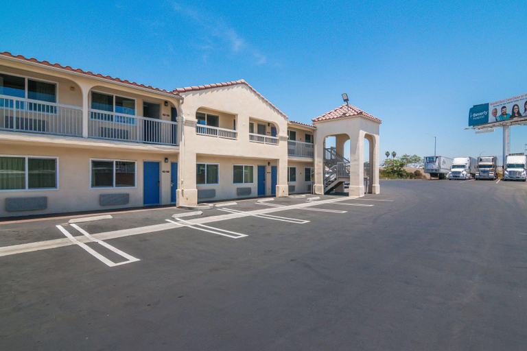 Exterior & Views 1, Motel 6 South El Monte CA, Los Angeles