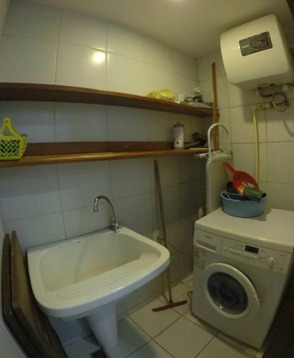 Bathroom 4