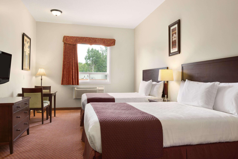 Bedroom 3, Days Inn by Wyndham Chetwynd, Peace River