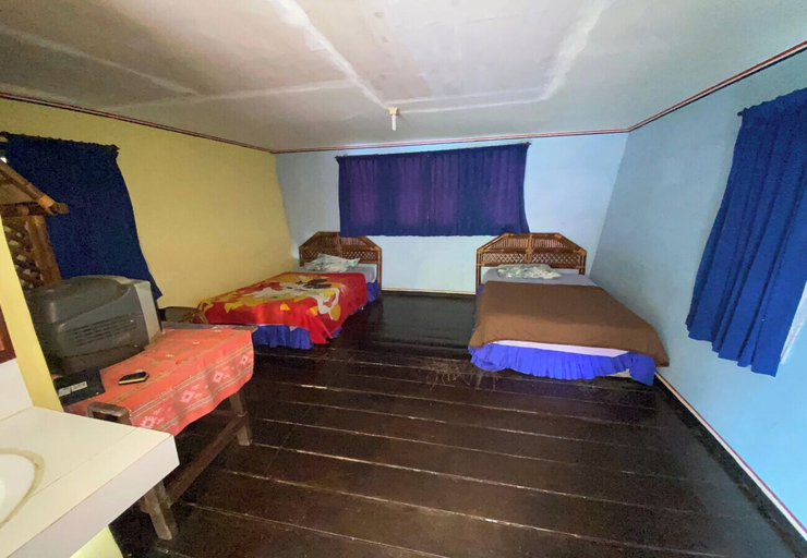 Bedroom 3, Roman Sinasi Hotel, Karo