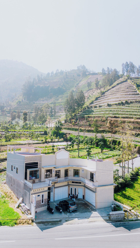 Exterior & Views 2, Kurniawan By Travelink, Wonosobo