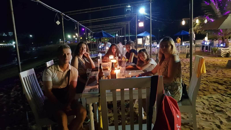 Food & Drinks 5, Residence Kuruniyavilla, Habaraduwa