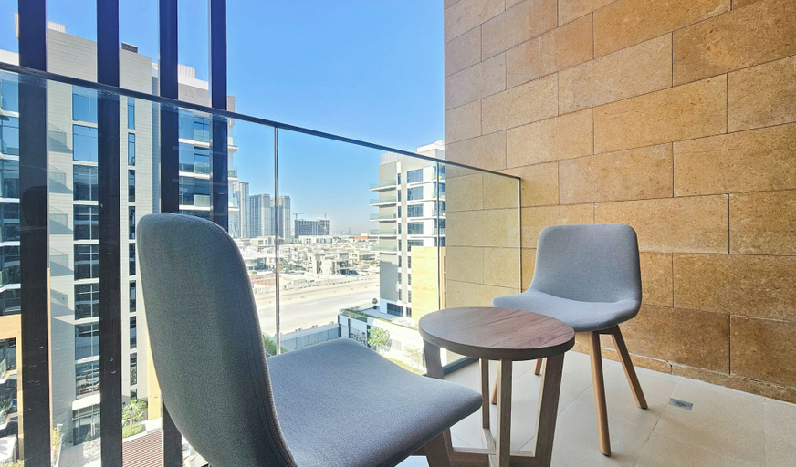 Others 5, Chic Modern Studio in Azizi Riviera, Dubai