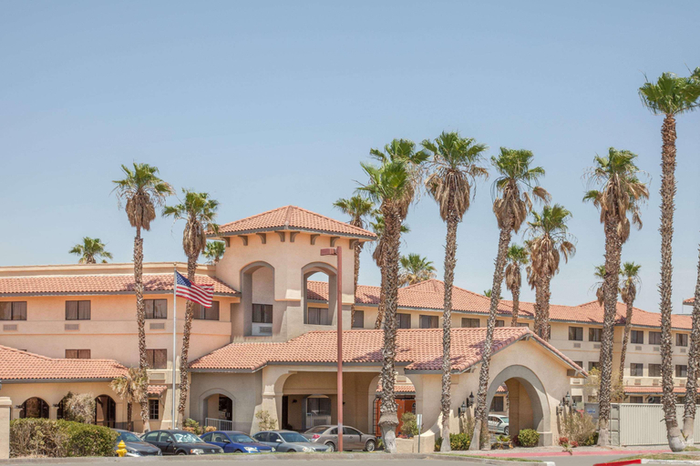 Exterior & Views 1, Ramada by Wyndham Barstow, San Bernardino