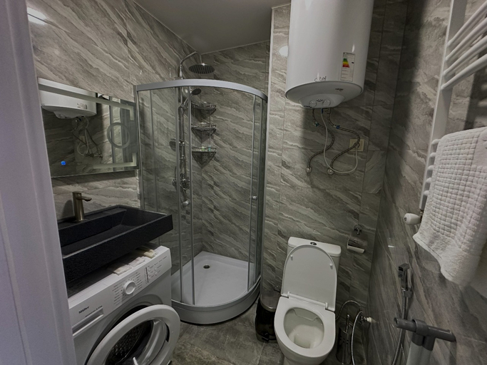 Bathroom 4, Aparthotel Greenhouse, Kobuleti