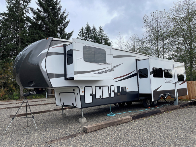 Exterior & Views 2, Far West RV Park and Cabins, Clallam