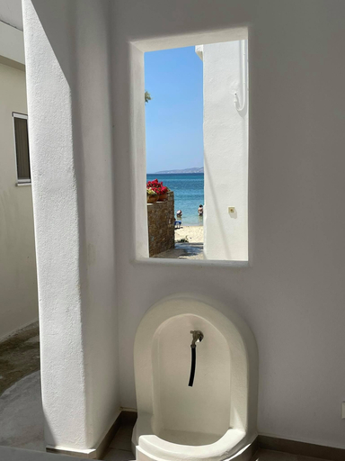 Bathroom 3, Theofanis on the beach, South Aegean