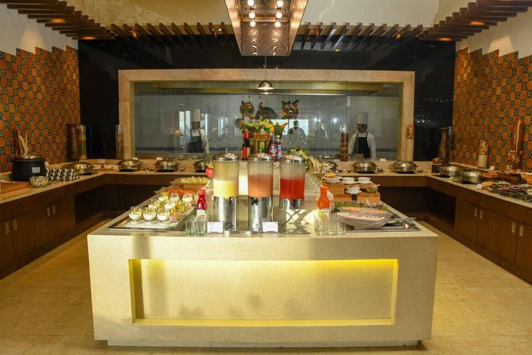 Food & Drinks 5, Royal Tulip Luxury Hotel, Kufri, Shimla, Shimla